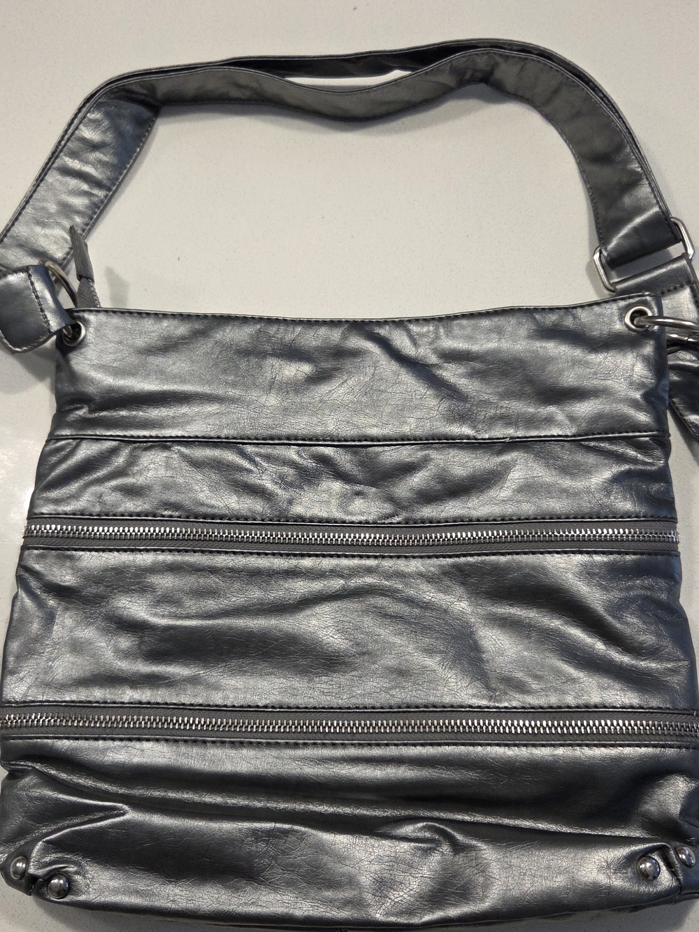 Buffalo David Bitton Dark Silver Messenger Bag - Picture 3 of 5